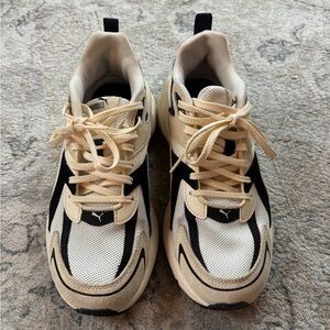 Puma Beige and Black Athletic Shoes